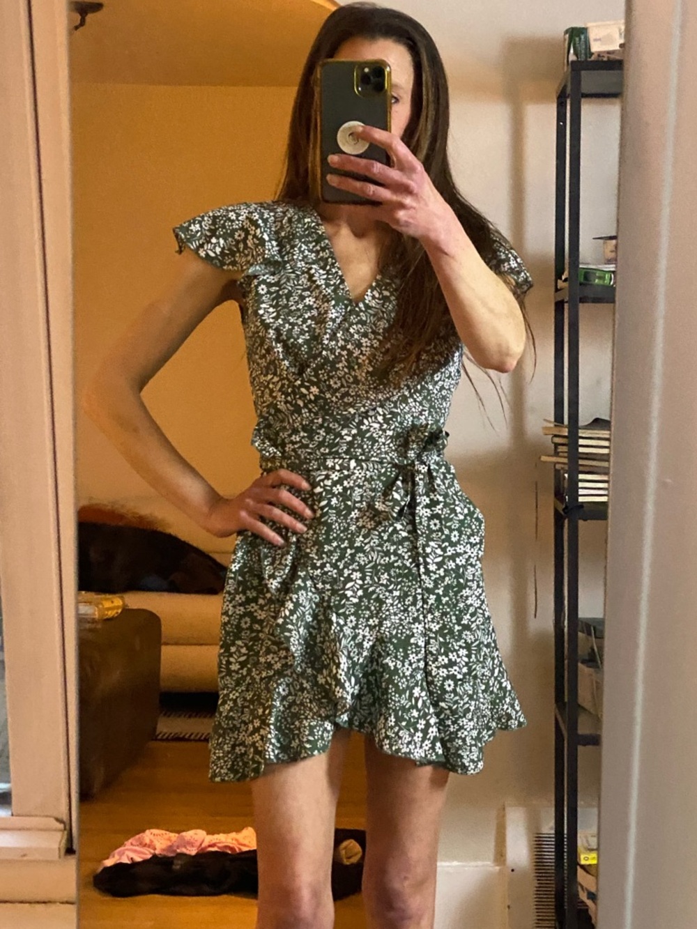 Adorable Summer Green Floral Mini Wrap Ruffle Dress. XS.